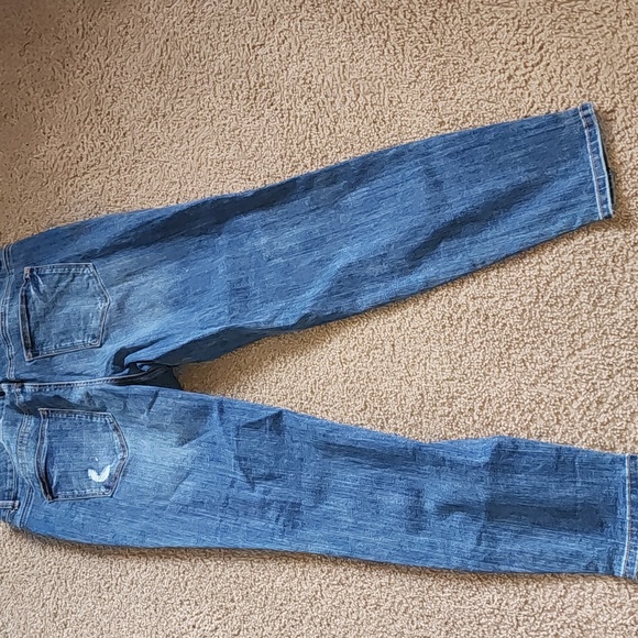 Maurices Distressed Mid-rise Blue Denim Jeans Size 16W - Picture 3 of 5